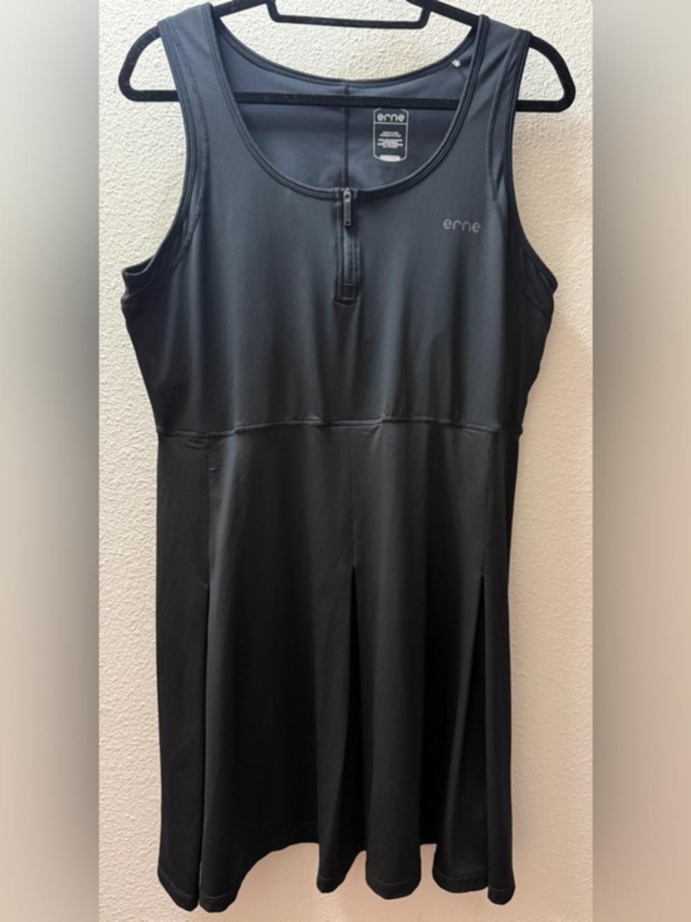 Erne Women's Pickleball Dress XL Black Activewear Tennis Golf Pleated Zip Front